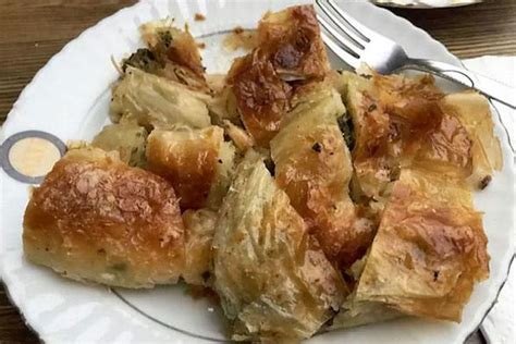 Eskişehir'de En İyi Çiğ Börek Nerede Yenir?